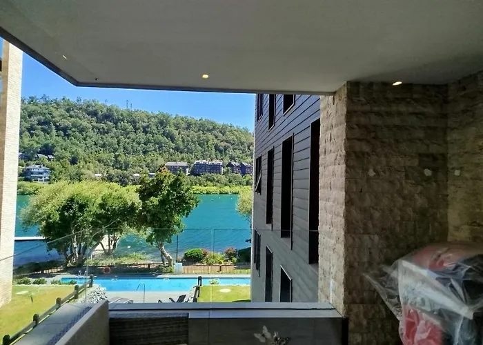 Pinares Vista Lago
